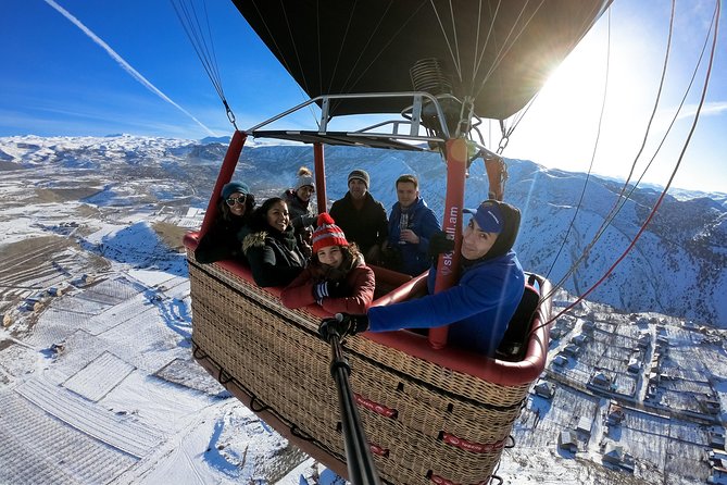 Balloon ride Skyball - Free GoPro Photos and Videos, Then a Real Landing Celebration
