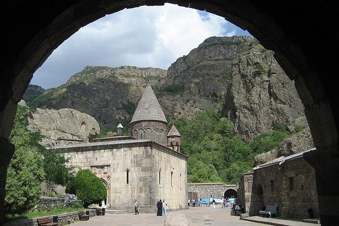 Day trip to: Garni and Geghard - Symphony of Stones: basalt geometry in 30 minutes