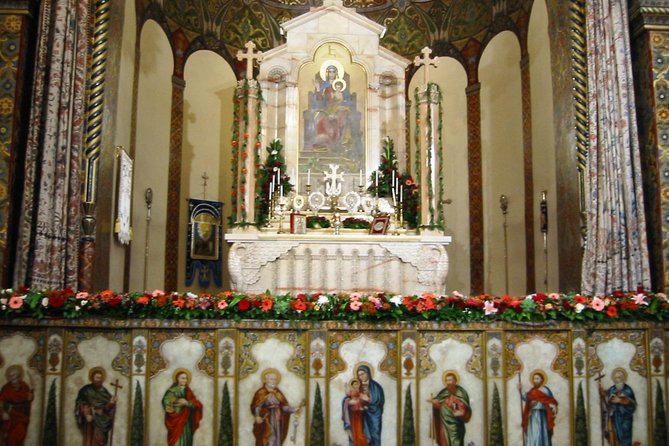 Echmiadzin (Hripsime, Gayane, Mother Cathedral) and Zvartnots Temple - Saint Gayane Church: a different plan, same spiritual weight
