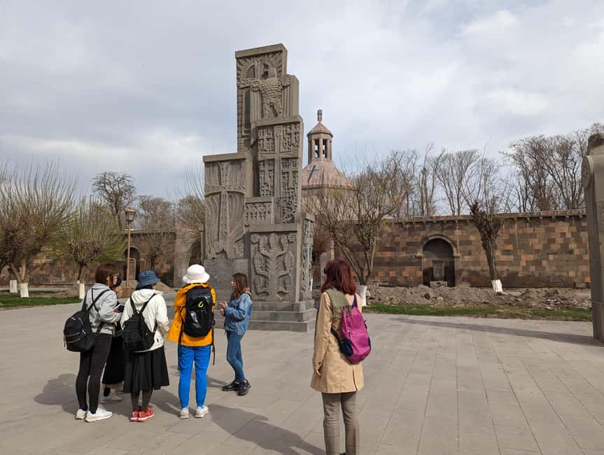 Enlightened Armenia: Echmiadzin, Khor Virap, Noravank, Areni - Key things to love about this Echmiadzin, Khor Virap, Noravank, Areni day