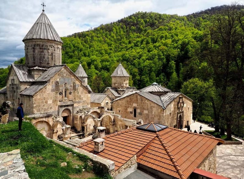 From Tbilisi: Armenia Day Trip with Yerevan and Lake Sevan - Lake Sevan and Sevanavank: high-altitude views that stick