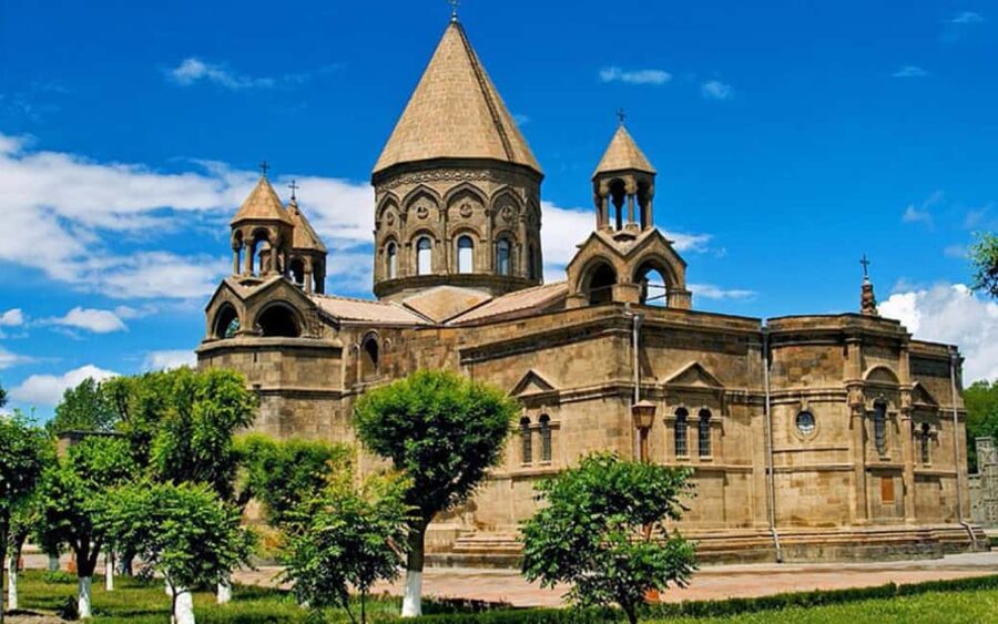 From Yerevan: Echmiadzin cathedral and Zvartnots temple - Why Echmiadzin and Zvartnots feel like one big religious story