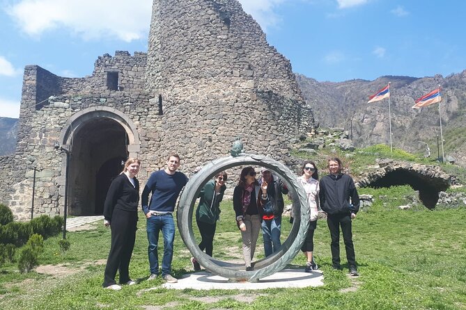 Full Day Guided Tour from Yerevan to Tbilisi with Homemade Lunch - Stop 1: Aparan morning pastry at Gntuniq