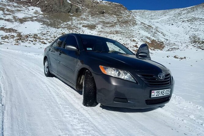 Full day rent car with driver service around Armenia (8-10 hrs) - Scenic stops and border-crossing help that actually matters