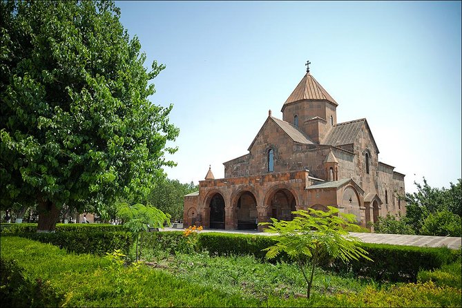 Group Tour: Echmiadzin Cathedral & churches, Zvartnots Temple - Pacing, photos, and how to ask better questions in a fast schedule