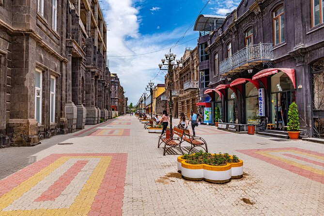 Group Tour: Gyumri (Urban Life museum, Black fortress, old town), Harichavank - Black Fortress: a short outside-focused look that still works