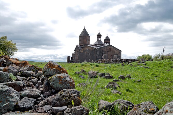 Group Tour: Hovhannavank, Saghmosavank, Chocolate House, Aghtsk - Saghmosavank: scriptorium stories and the 1988 earthquake aftermath