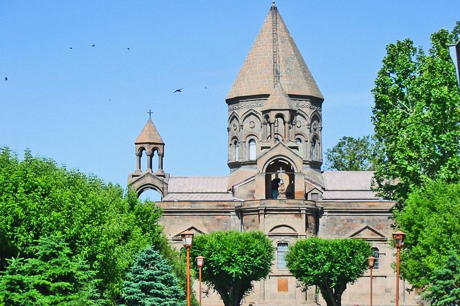 Group Tour: Hovhannavank, Saghmosavank, Chocolate House, Aghtsk - Gourmet Dourme Mini Chocolate Museum: watch production, then taste