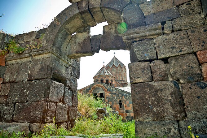 Group Tour: Hovhannavank, Saghmosavank, Chocolate House, Aghtsk - Hovhannavank: 5th-century basilica and a portal packed with motifs