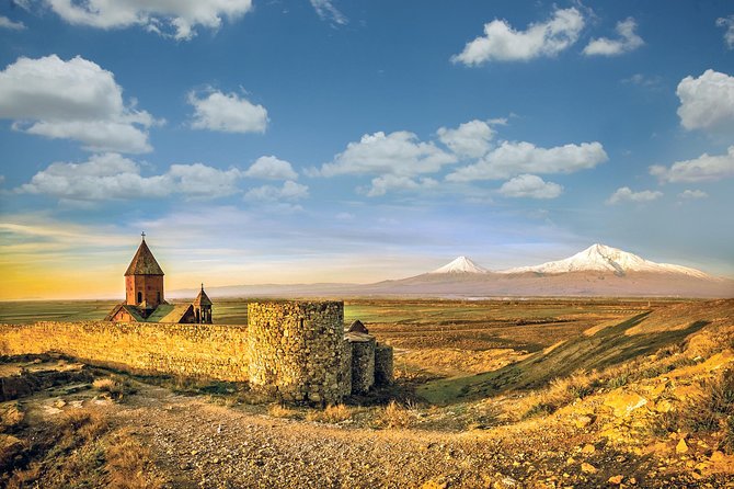 Group tour: Khor Virap, Noravank, Areni Winery and Cave - Noravank: medieval churches perched in rock, not in a postcard