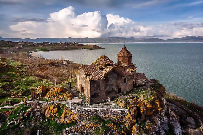 Group Tour: Lake Sevan, Hayravank, Noratus, Jermuk, winery - Jermuk: mineral water, warm temperatures, and a wellness rhythm