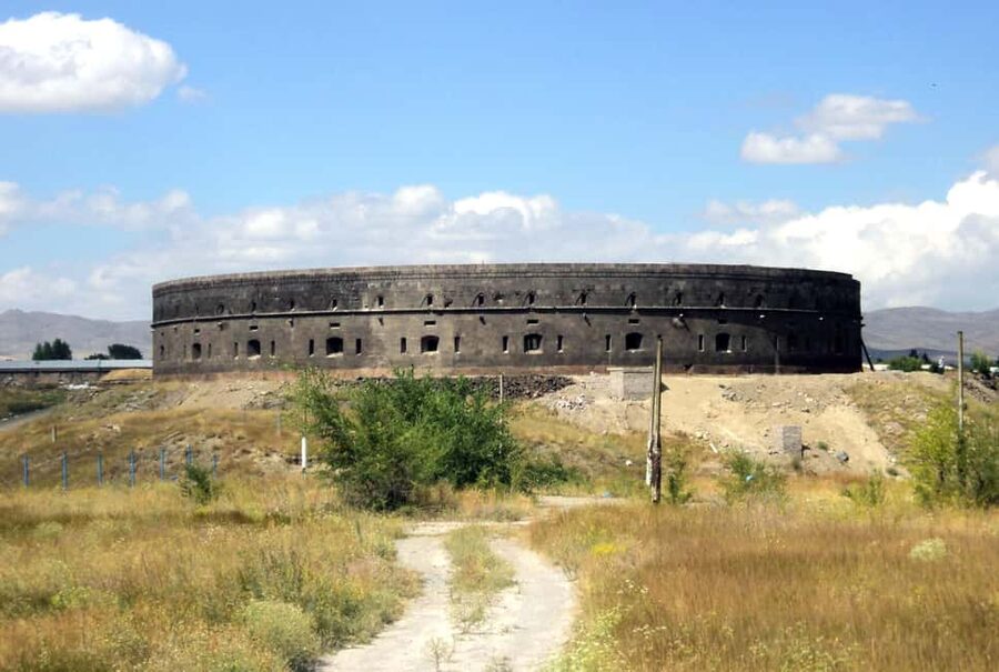 Group Tour to Gyumri: City tour, Monasteries and Culture - Why Gyumri, Harichavank, and the Black Fortress work as one day