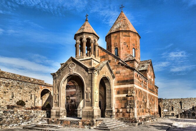 Guided tour: Khor Virap, Noravank Monastery, Areni, Jermuk - A long day, smart route: how this trip feels in real life