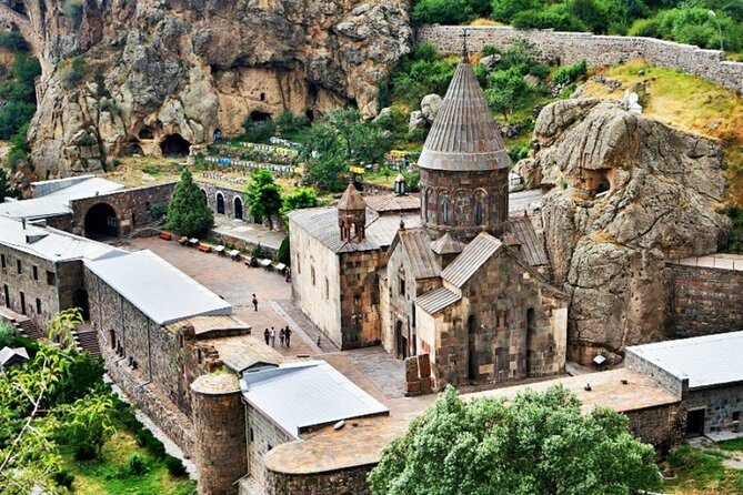 Khor Virap, Azat Reservoir, Garni & Geghard Small-Group Day Trip - Stop 3: Garni Temple (77 A.D.), the bath house, and mosaics