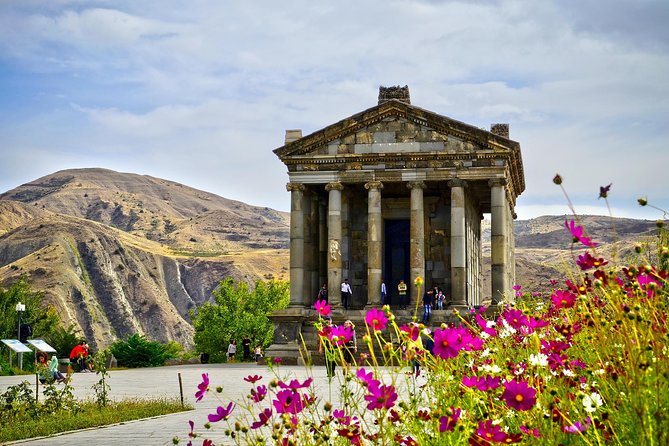 Khor Virap, Azat Reservoir, Garni & Geghard Small-Group Day Trip - Stop 6: Charents Arch for a final Mt. Ararat view