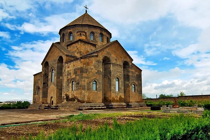 Khor Virap, Echmiadzin & Zvartnots UNESCO Small-Group Guided Tour - Etchmiadzin Monastery: spiritual center of Armenians worldwide