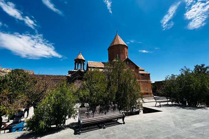 Khor Virap, Garni, Geghard,Azat Reservoir Highlights:Private tour - What to pack for temples, cliffs, and open views