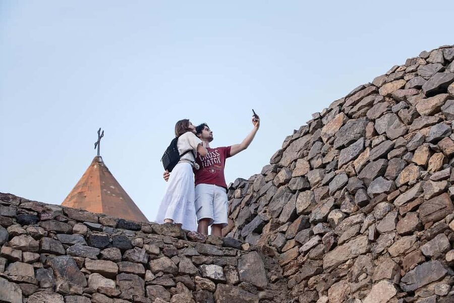 Khor Virap, Noravank and Birds' Cave Trip with Wine Tasting - Areni village wine tasting, what you’re actually sampling and why it ends here