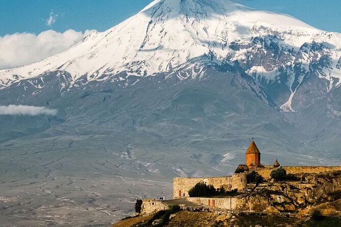 Khor Virap, Noravank & Birds' Cave Day Trip with Wine Tasting - Getting There: Air-Conditioned Vehicle, Small Group, and a 9:00 Start