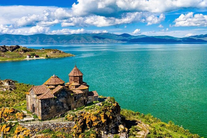 Lake Sevan, Hayravank, Noratus, Selim Pass, Jermuk, Areni - Key moments worth building your day around
