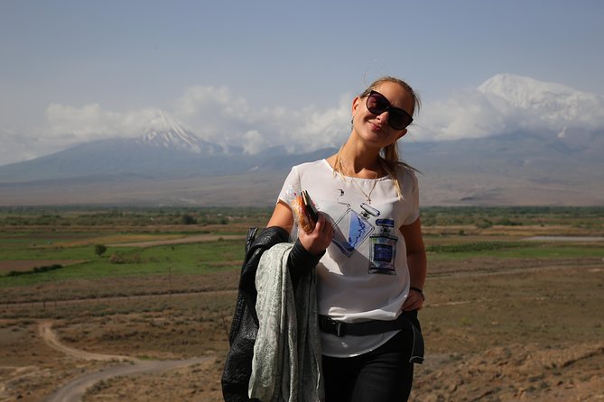 Private Half-Day Khor Virap Monastery & Mount Ararat view Tour from Yerevan - Entering Khor Virap monastery, and what the guide helps you notice