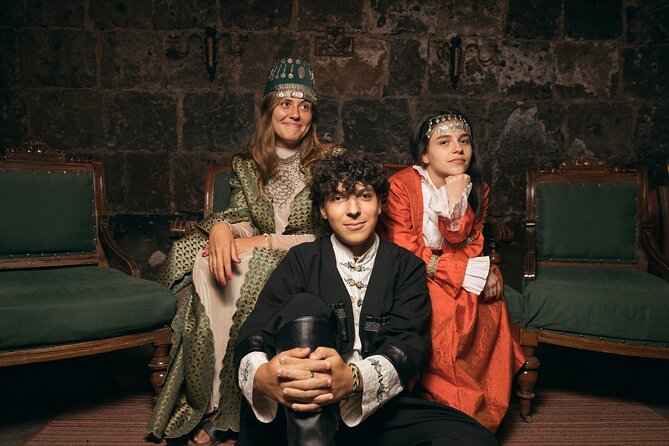 Private Professional Armenian Costume Photo Shoot - The Taraz Costume Photo Shoot at a Glance (What You’ll Actually Do)