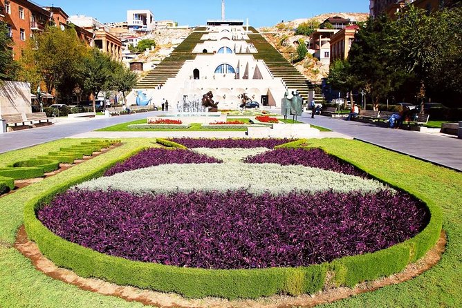 Private sightseeing and walking tour in Yerevan - Saint Gregory The Illuminator Cathedral: A Short Stop That Sets the Tone