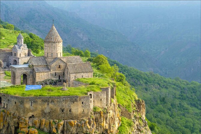 Private tour Jermuk, waterfall, Tatev Monastery and TaTev Ropeway - Jermuk, the Arpa gorge, and the 72 m Mermaid hair waterfall