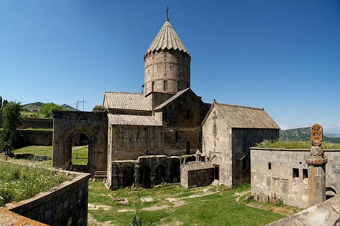 Private Tour to Areni winery, Tatev (ropeway), Khndzoresk (cave city) - Areni Winery: a tasting stop without pretending it is a winery tour marathon