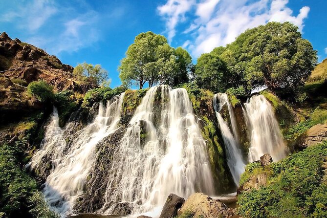 Private tour to Hin Areni winery, Shaki waterfall, Tatev monastery, Karahunj - Satan’s Bridge (Satanayi Kamurj): the viewpoint you do not have time to regret