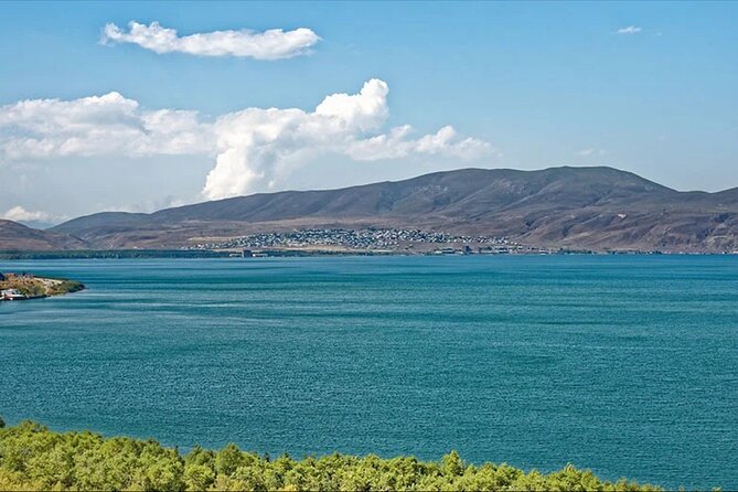 Private Tour to Lake Sevan and Sevanavank Monastery - Guides and storytelling, optional but worth considering