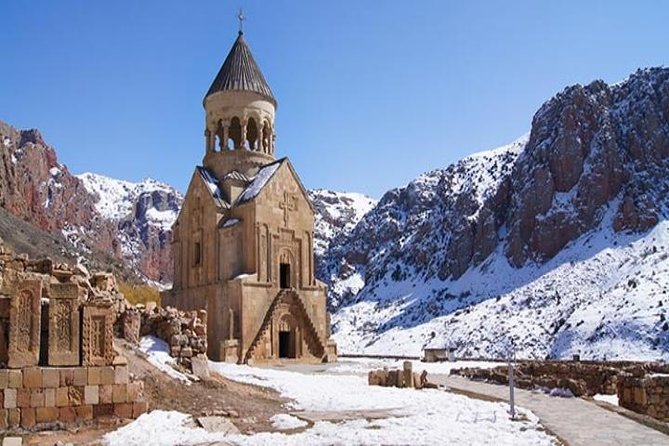 Private wine tour to Khor Virap, Areni winery, Noravank - What to pack and wear for all-weather touring