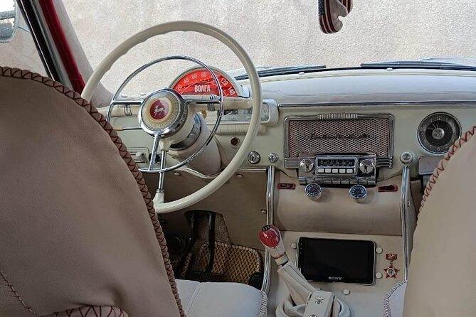 Retro KGB Tour: A Volga 21 Adventure in Yerevan's Soviet Past with photography - Pickup, Private Format, and the Operating Window