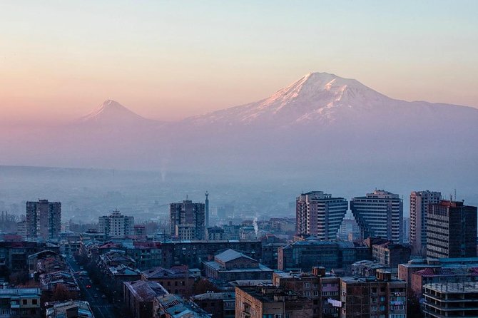 Retro KGB Tour: A Volga 21 Adventure in Yerevan's Soviet Past with photography - Meet the Team: Guides, Drivers, and the Photo Factor