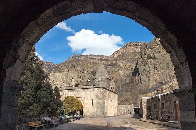Symphony of Stones, Garni, Geghard, photo stop at Charents arch - Charents Arch photo stop: quick, meaningful, and easy
