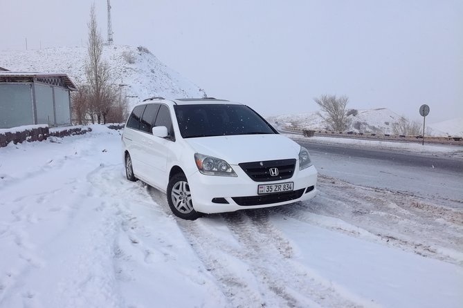 Transfer Tbilisi to Yerevan with 2 sightseeing stops - Common Stops En Route: Monasteries and Lake Views