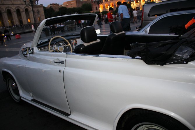 Yerevan city tour with drinks in a classic car with photography - Stop-by-stop route: what each place is really for